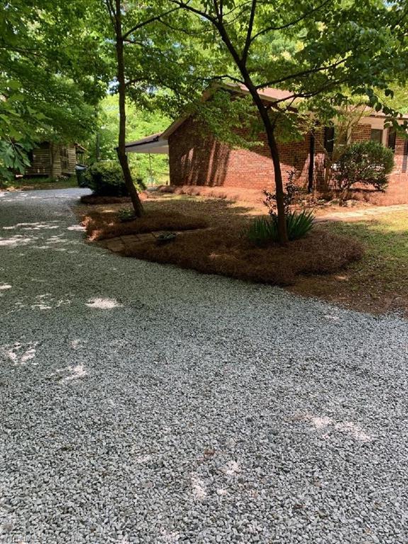 1784 Warf Road Lexington, NC 27292 - Photo 6 of 33 Gallery Image 6