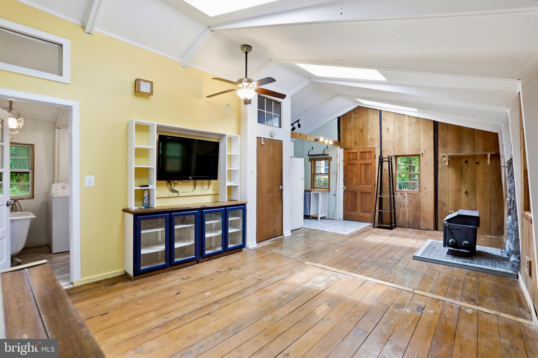 105 Rollison Road Harpers Ferry, WV 25425 - Photo 8 of 24 Gallery Image 8