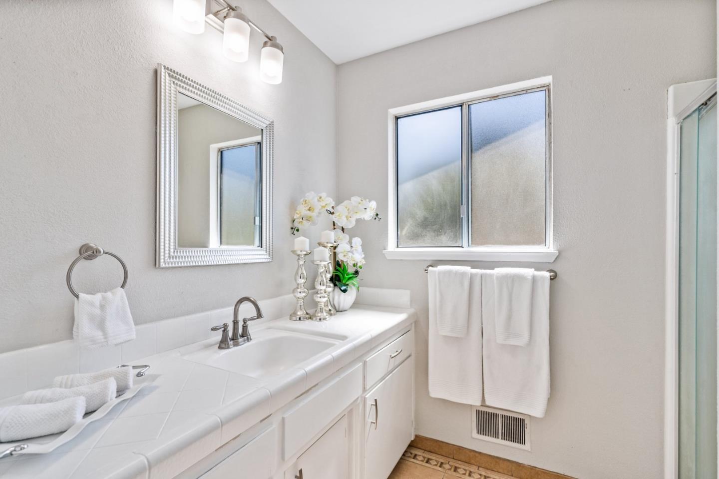 2021 Rochelle Avenue Turlock, CA 95382 - Photo 20 of 26 Gallery Image 20