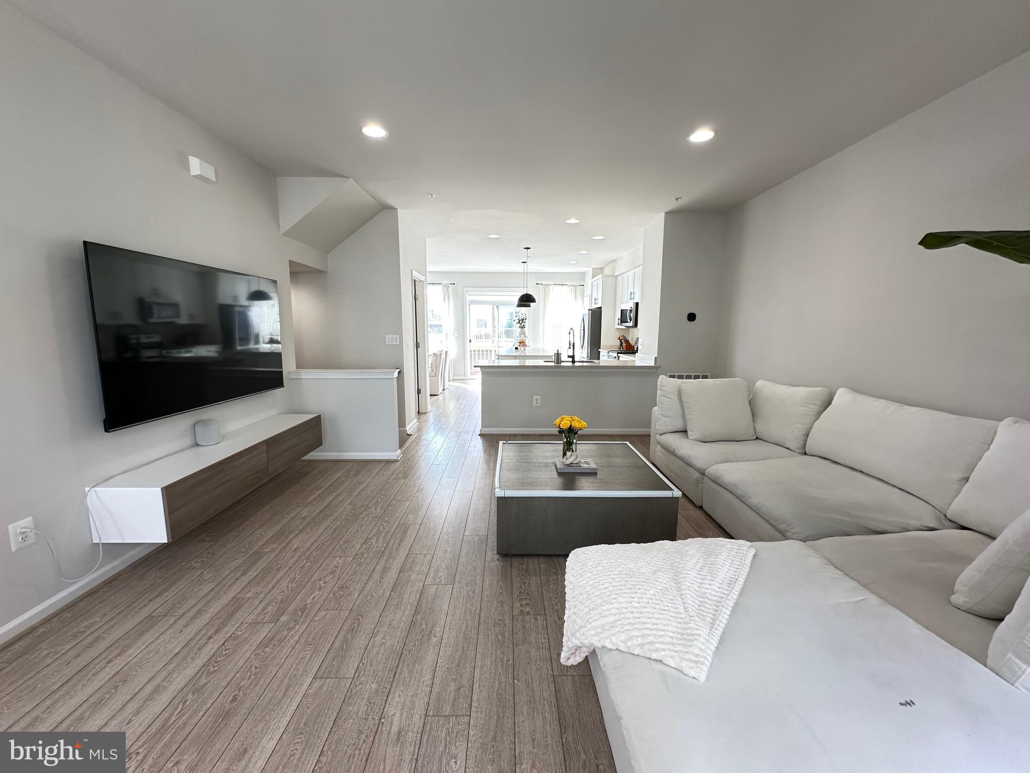 15719 Steamboat Way Silver Spring, MD 20906 - Photo 16 of 43 Gallery Image 16
