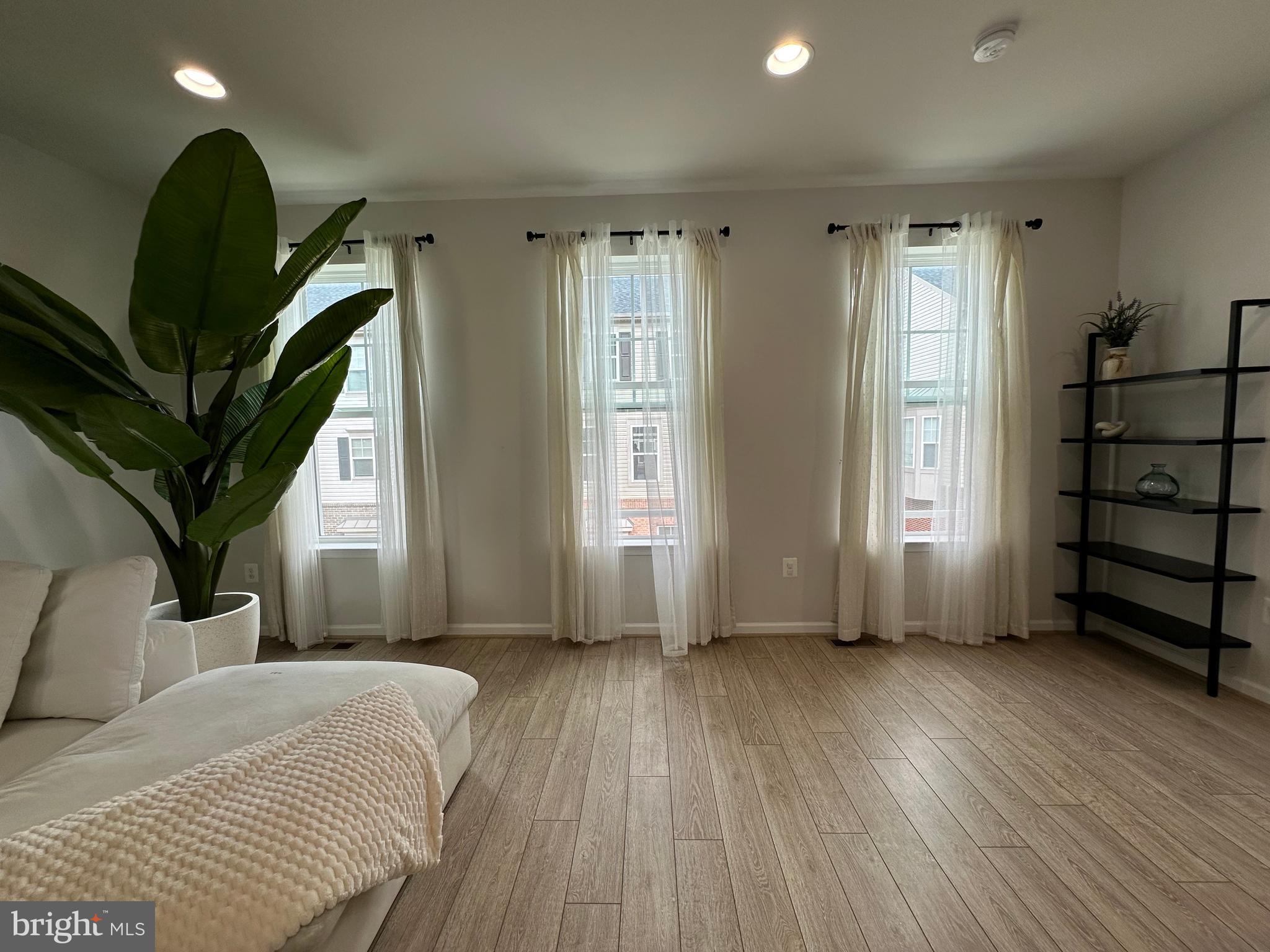 15719 Steamboat Way Silver Spring, MD 20906 - Photo 17 of 43 Gallery Image 17