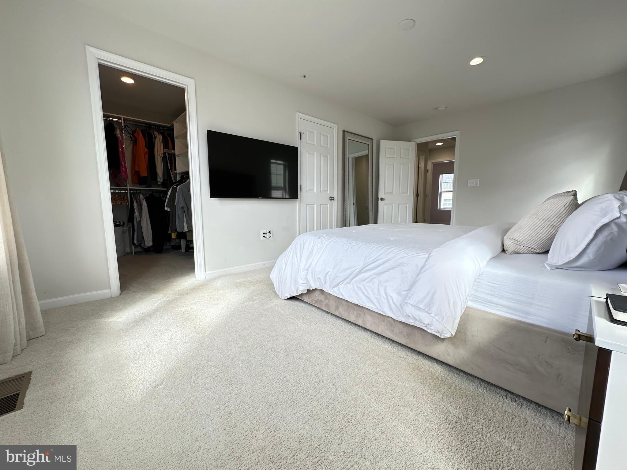 15719 Steamboat Way Silver Spring, MD 20906 - Photo 31 of 43 Gallery Image 31