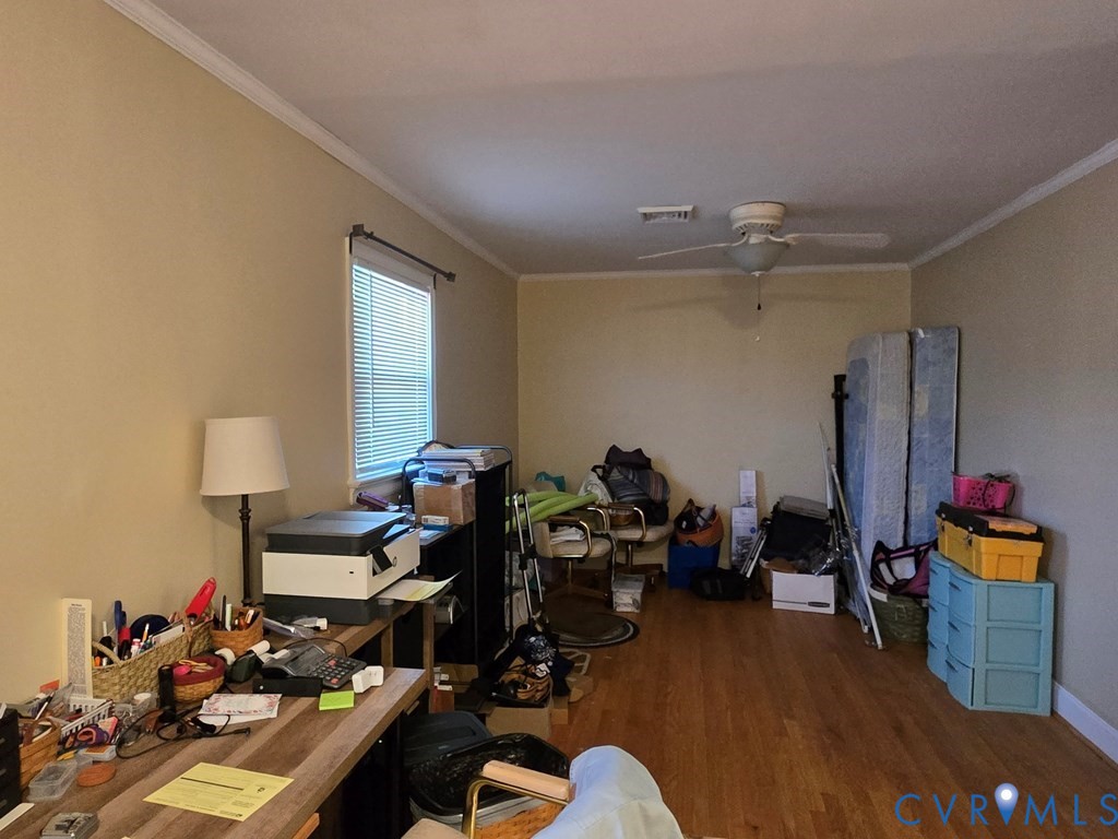 6 Mahan Road Farmville, VA 23901 - Photo 9 of 30 a room with gym equipment and wooden floor