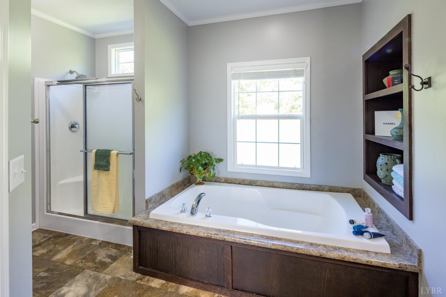 3204 Meadville Road Halifax, VA 24558 - Photo 14 of 41 Master Bath Oversized Soaker Tub