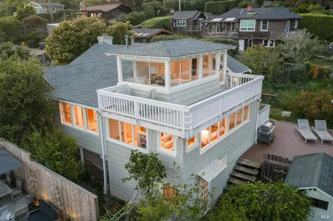 $3,680,000 | 40 Laurel Avenue, Stinson Beach, CA 94970
