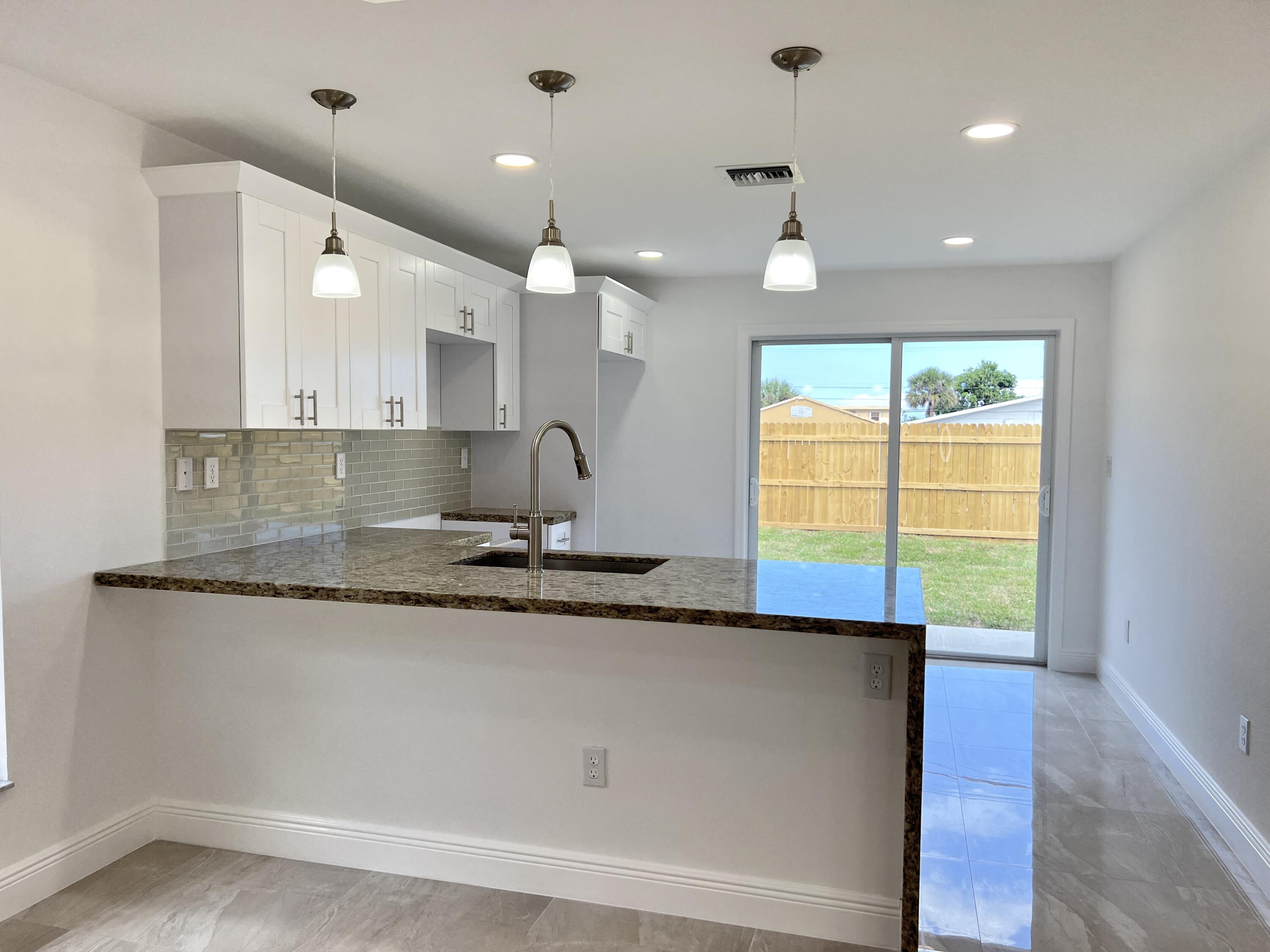 7838 Terrace Road Lake Worth, FL 33462 - Photo 22 of 61 DJI_20230423_152835_853
