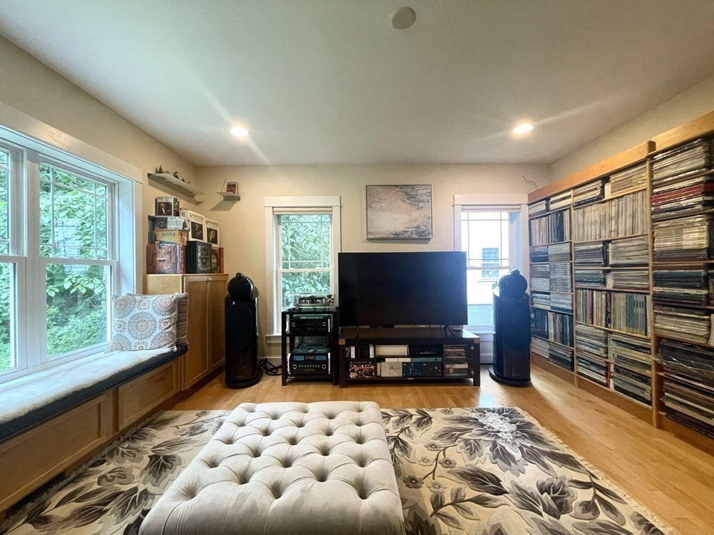 80 Sylvan Road Needham, MA 02492 - Photo 3 of 27