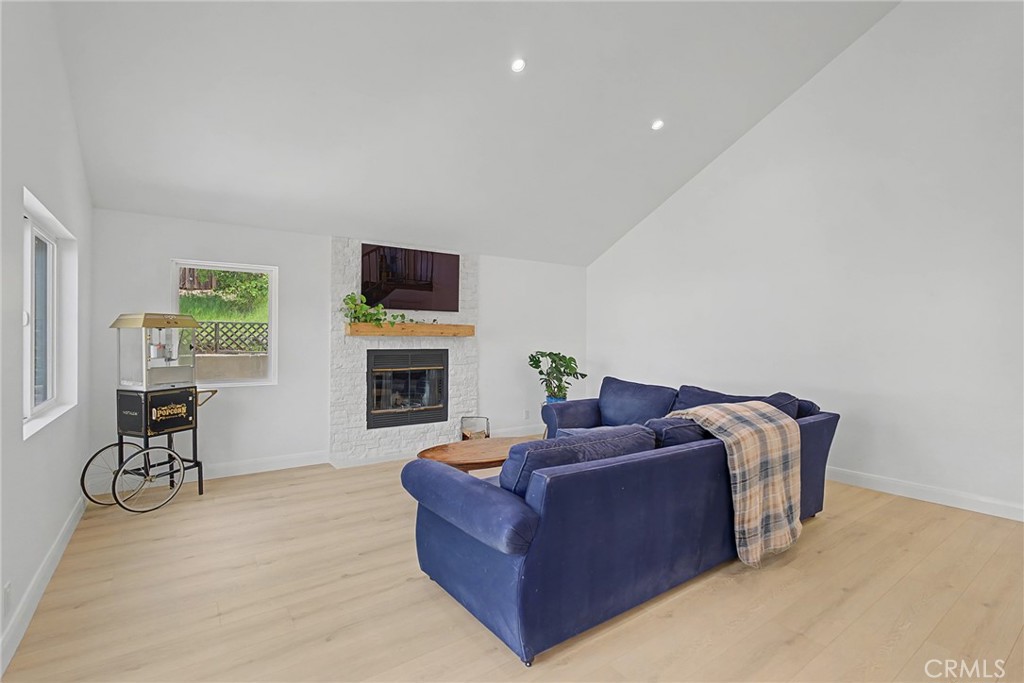 24348 Cross Street Newhall, CA 91321 - Photo 20 of 35 Den leading to the backyard