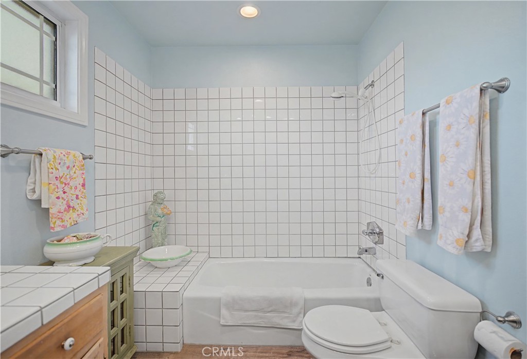 24348 Cross Street Newhall, CA 91321 - Photo 28 of 35