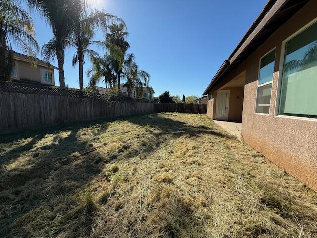 2347 East Jefferson Avenue Reedley, CA 93654 - Photo 24 of 27 IMG_6013