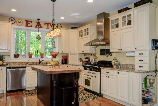 20 Wallace Road Sturbridge, MA 01566 - Photo 8 of 30