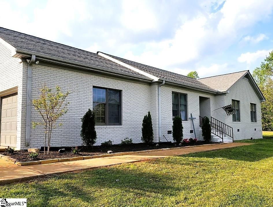 135 Bailey Brown Road Easley, SC 29640 - Photo 1 of 30