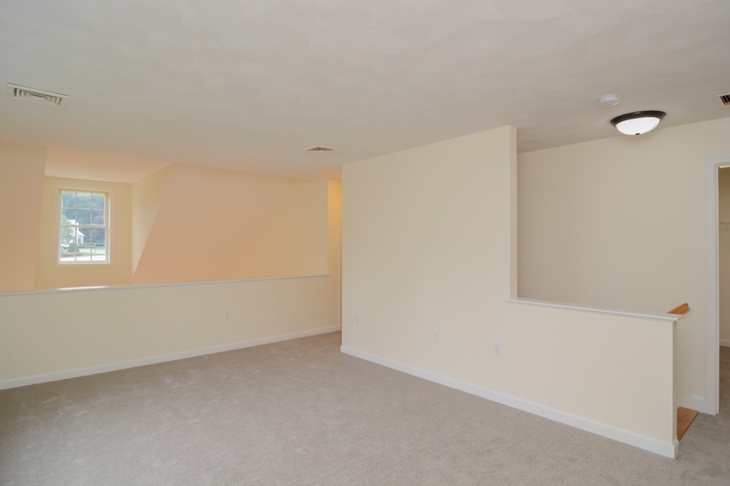 35 Hadleigh Road, Unit 35 Windham, NH 03087 - Photo 27 of 39 a view of small space