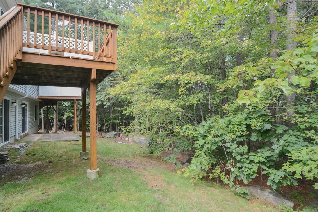 35 Hadleigh Road, Unit 35 Windham, NH 03087 - Photo 3 of 39 a view of a house with a porch