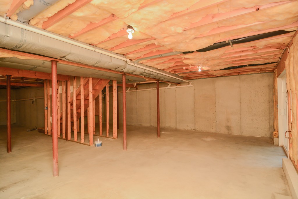 35 Hadleigh Road, Unit 35 Windham, NH 03087 - Photo 36 of 39 a view of an empty room