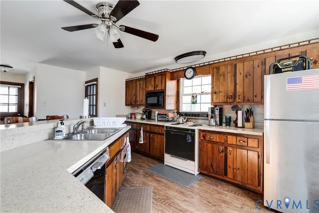 $499,999 | 14747 Ramblewood Drive, Chester, VA 23836