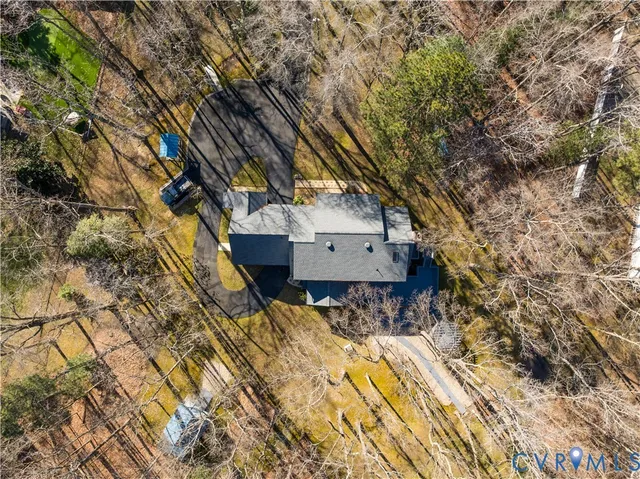 $499,999 | 14747 Ramblewood Drive, Chester, VA 23836