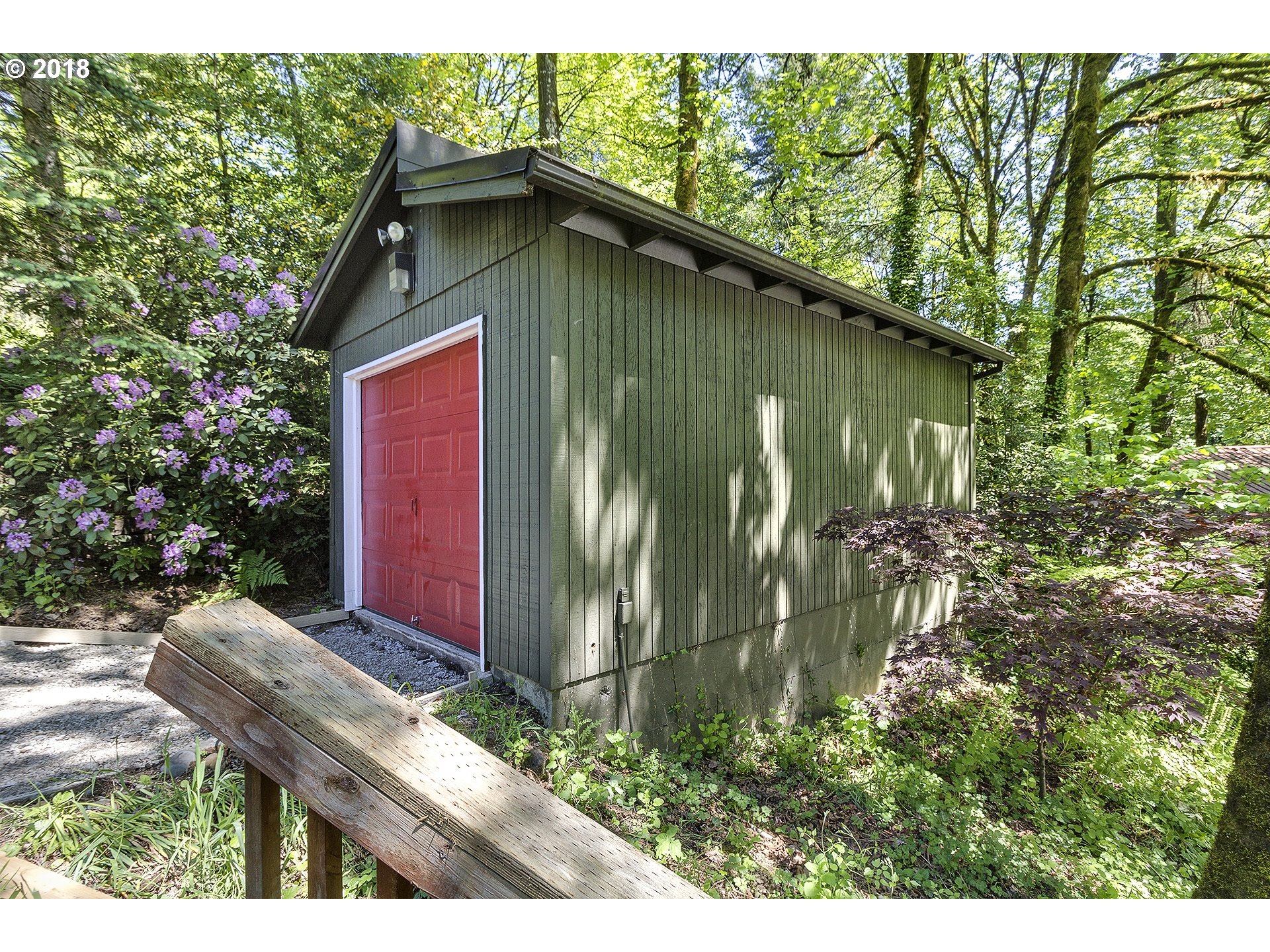 340 Southwest Custer Street Portland, OR 97219 - Photo 21 of 26 Gallery Image 21