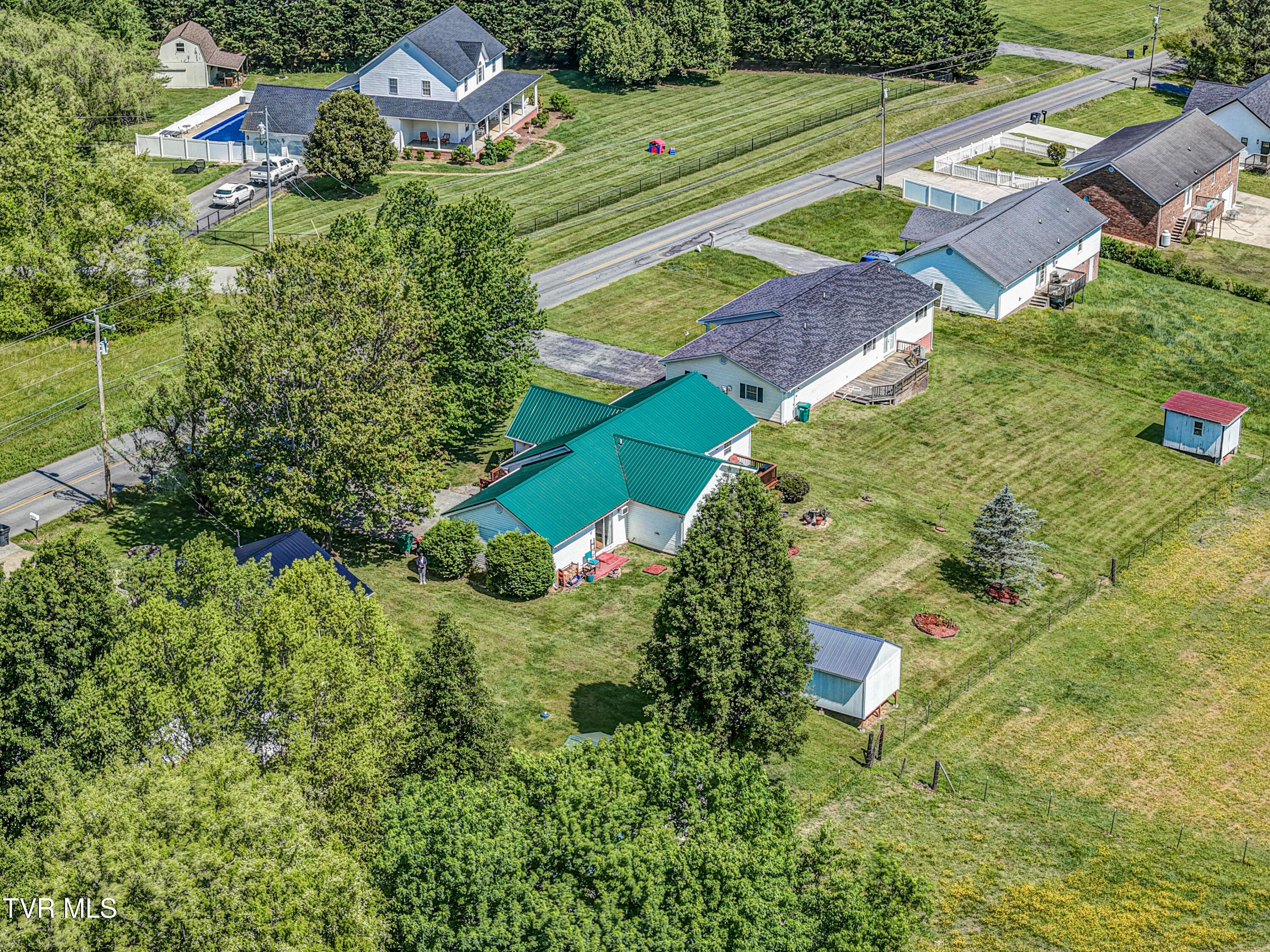 2545 Siam Road Elizabethton, TN 37643 - Photo 66 of 76 DJI_20260420114618_0699_D_700_D_701_D_70
