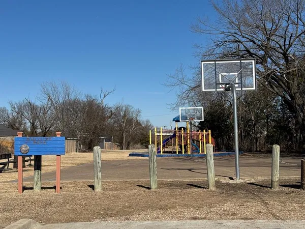 $299,900 | 1009 East Buffalo Street, Forney, TX 75126