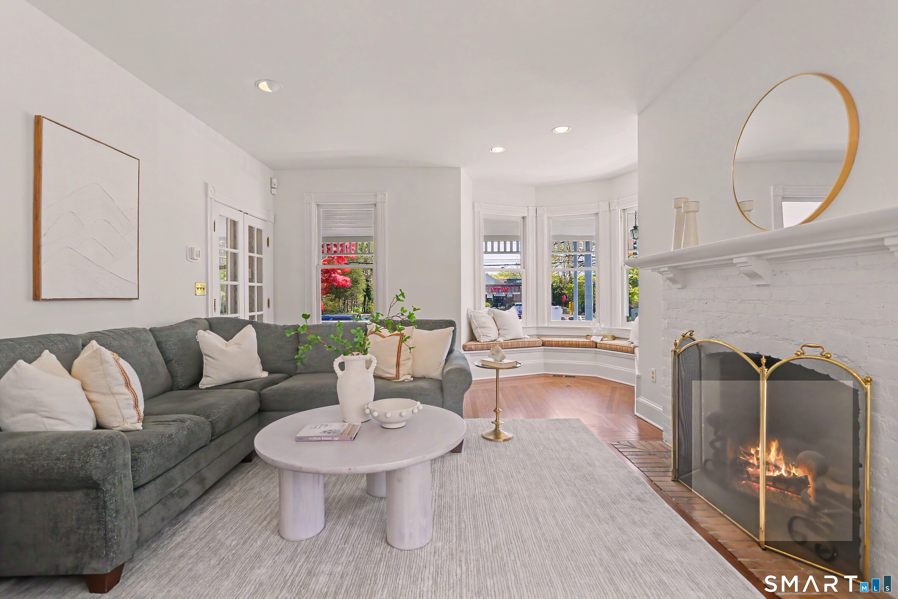 462 Riverside Avenue Westport, CT 06880 - Photo 5 of 36 Living Room