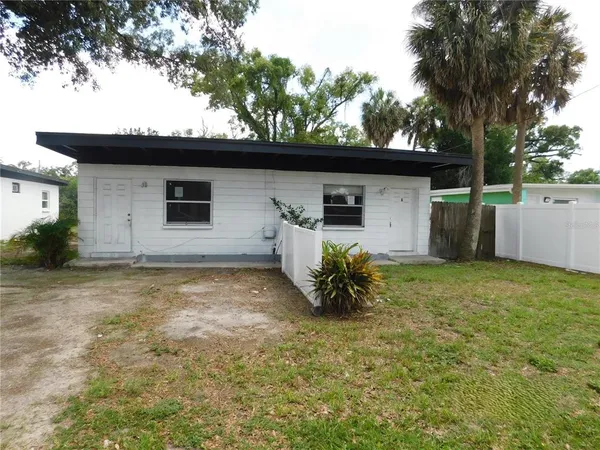 $179,900 | 913 East 122nd Avenue, Tampa, FL 33612