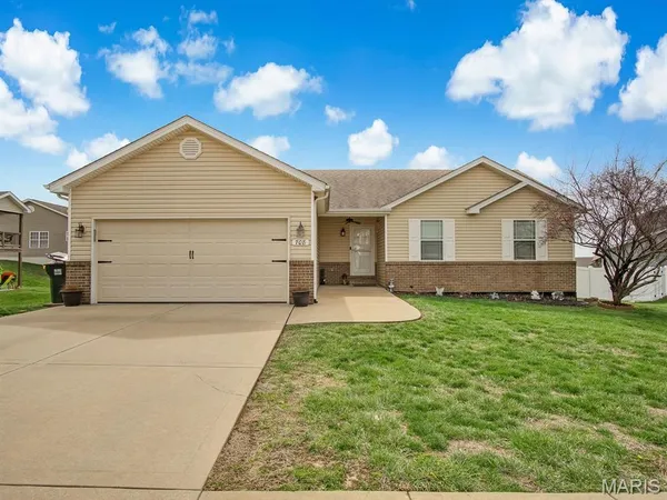 $335,000 | 708 Ward Avenue, Waterloo, IL 62298