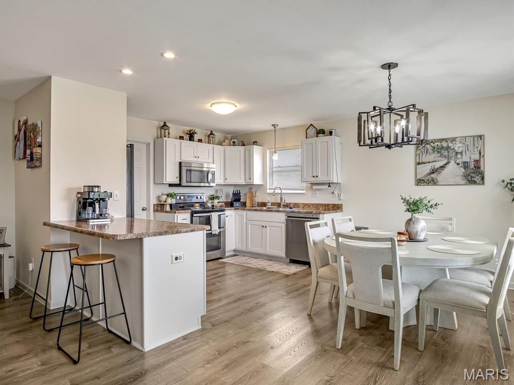 708 Ward Avenue Waterloo, IL 62298 - Photo 7 of 21