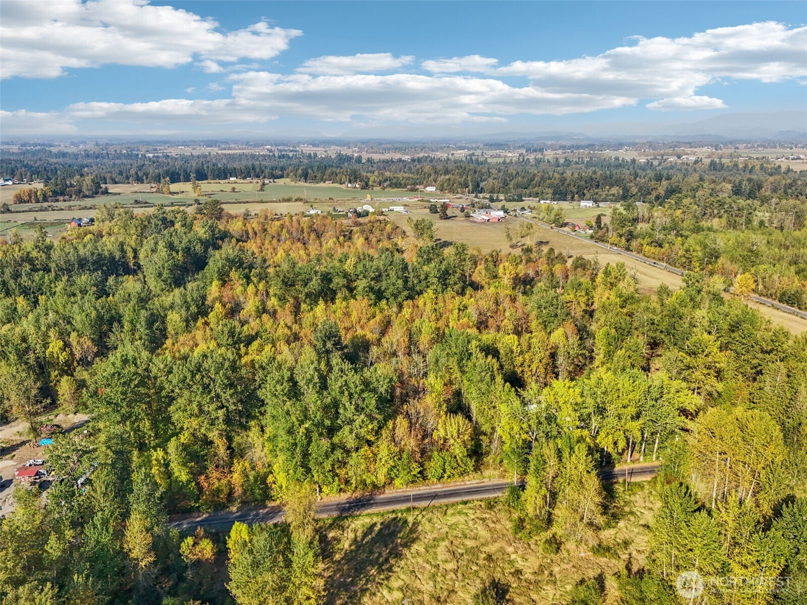 27515 Entwhistle Road East Buckley, WA 98321 - Photo 12 of 17 Gallery Image 12