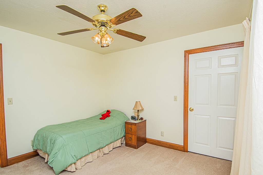 992 Quail Ridge Circle Vincennes, IN 47591 - Photo 18 of 36 Gallery Image 18