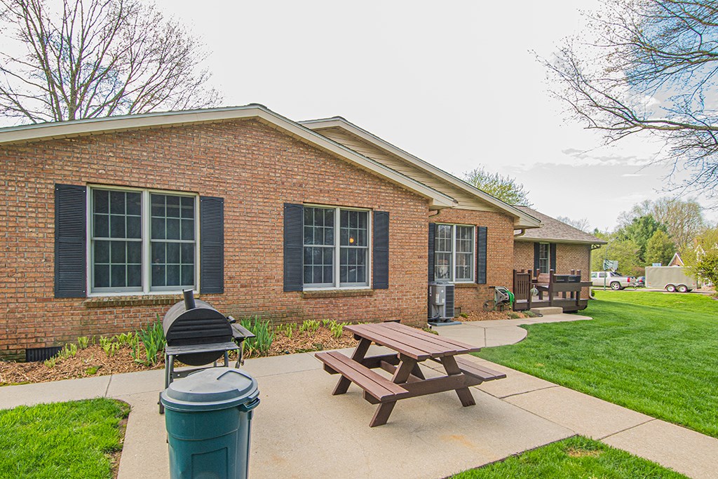 992 Quail Ridge Circle Vincennes, IN 47591 - Photo 28 of 36 Gallery Image 28