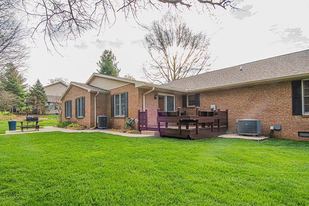 992 Quail Ridge Circle Vincennes, IN 47591 - Photo 31 of 36 Gallery Image 31
