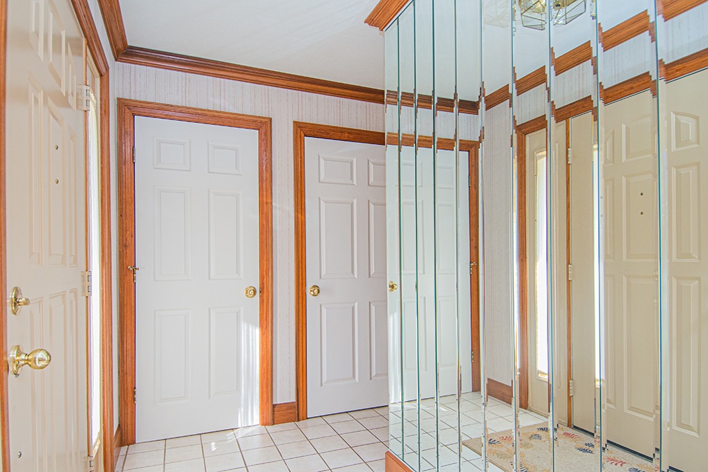 992 Quail Ridge Circle Vincennes, IN 47591 - Photo 5 of 36 Gallery Image 5