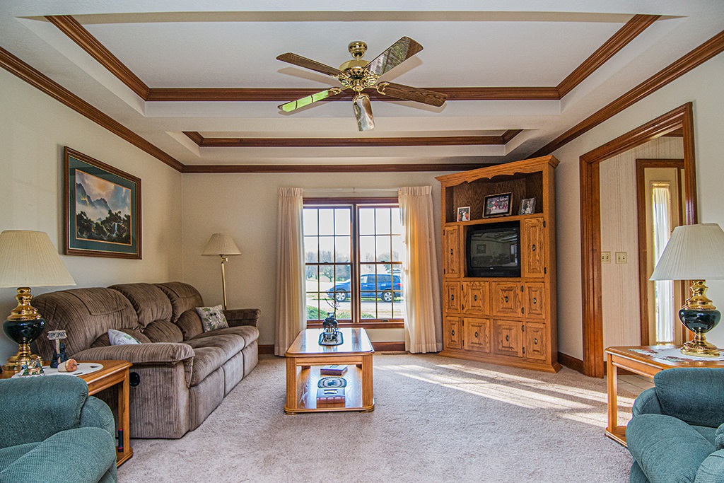 992 Quail Ridge Circle Vincennes, IN 47591 - Photo 7 of 36 Gallery Image 7