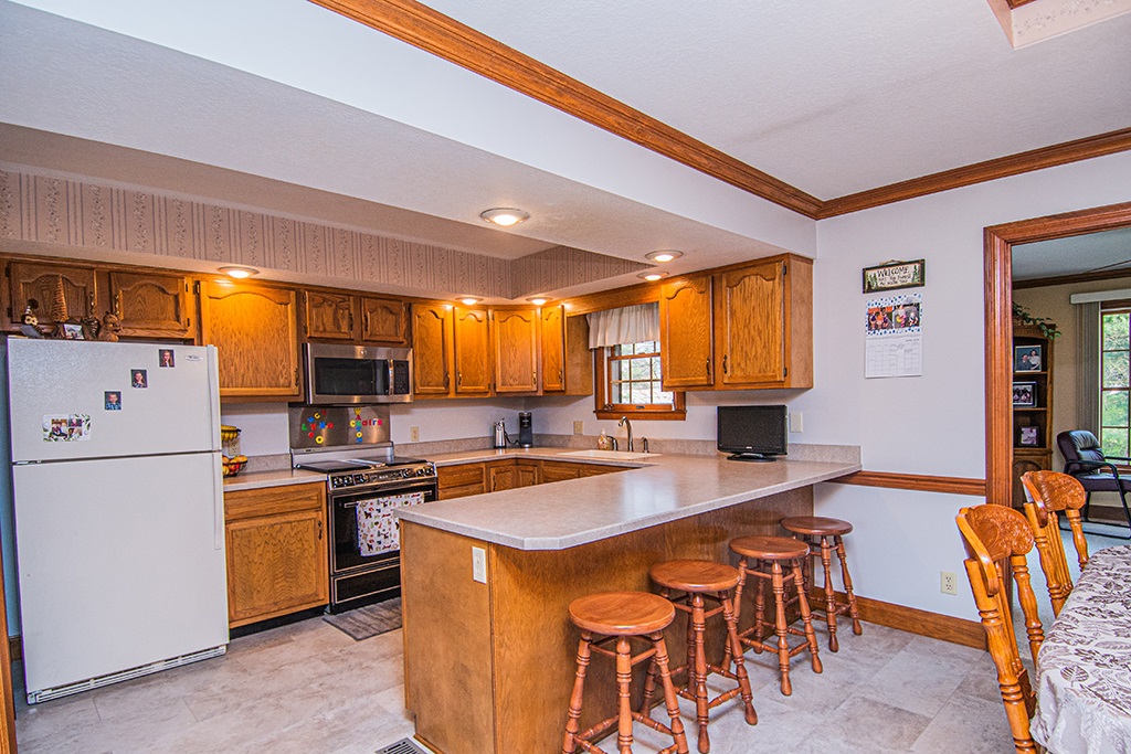992 Quail Ridge Circle Vincennes, IN 47591 - Photo 8 of 36 Gallery Image 8