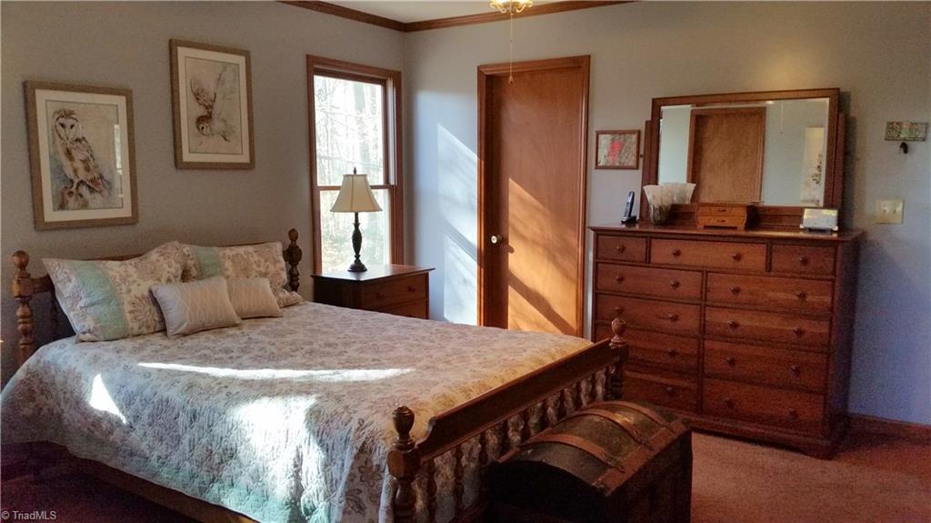 8541 Linville Road Oak Ridge, NC 27310 - Photo 14 of 29
