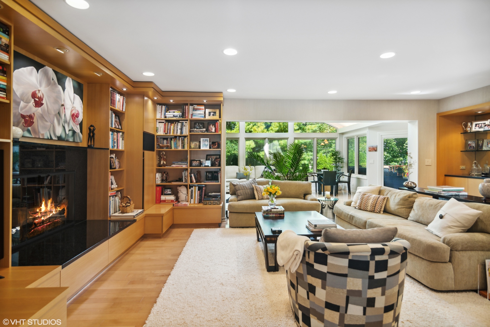 3134 Temple Lane Wilmette, IL 60091 - Photo 13 of 32 a living room with furniture fireplace and a flat screen tv