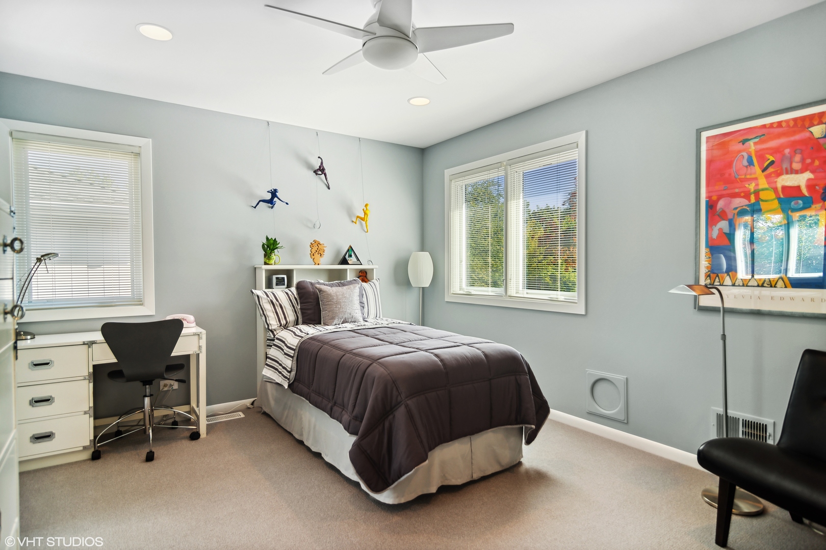 3134 Temple Lane Wilmette, IL 60091 - Photo 23 of 32 a bed room with a bed and a chair