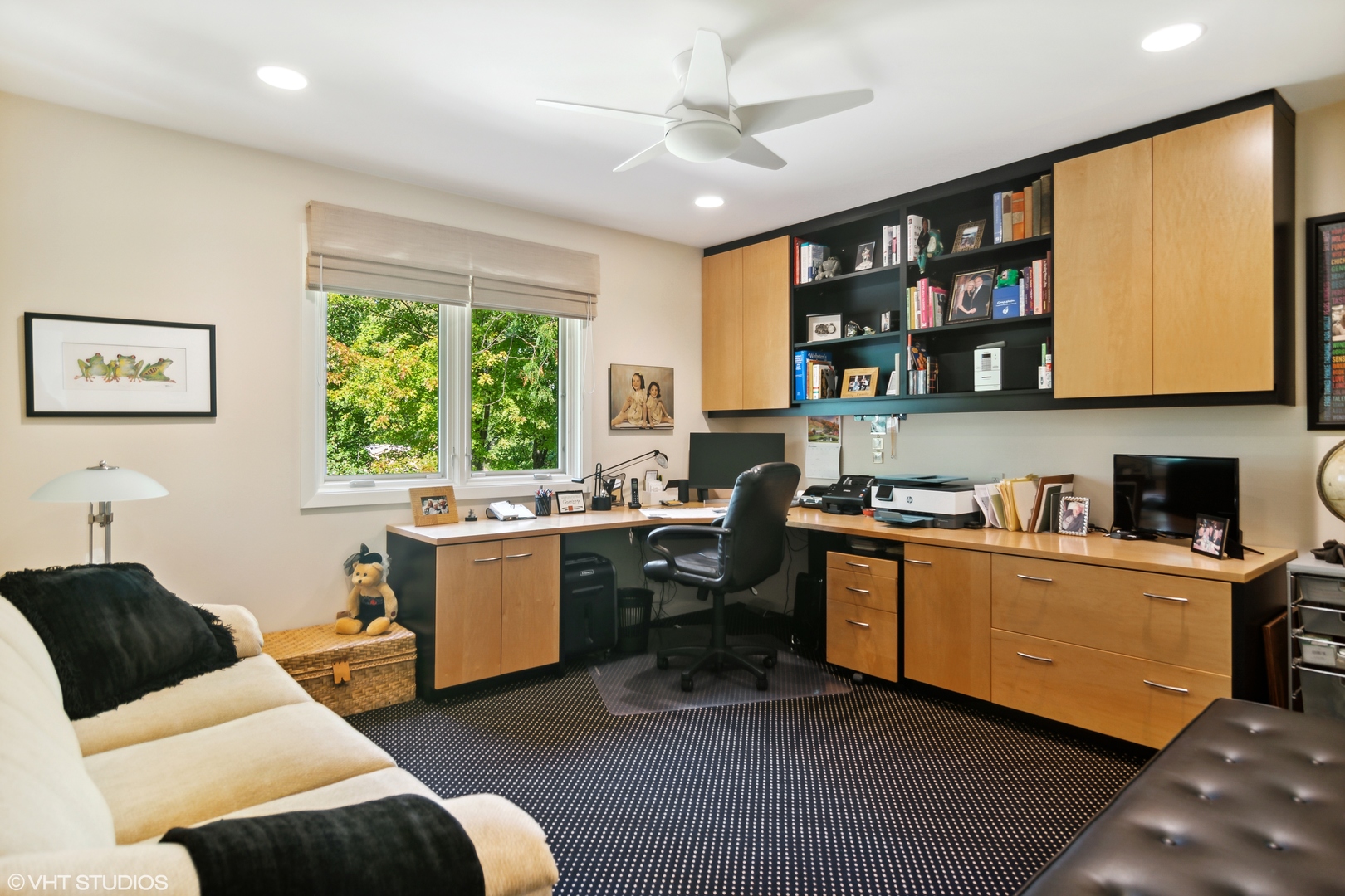 3134 Temple Lane Wilmette, IL 60091 - Photo 25 of 32 a kitchen that has a sink and a stove top oven