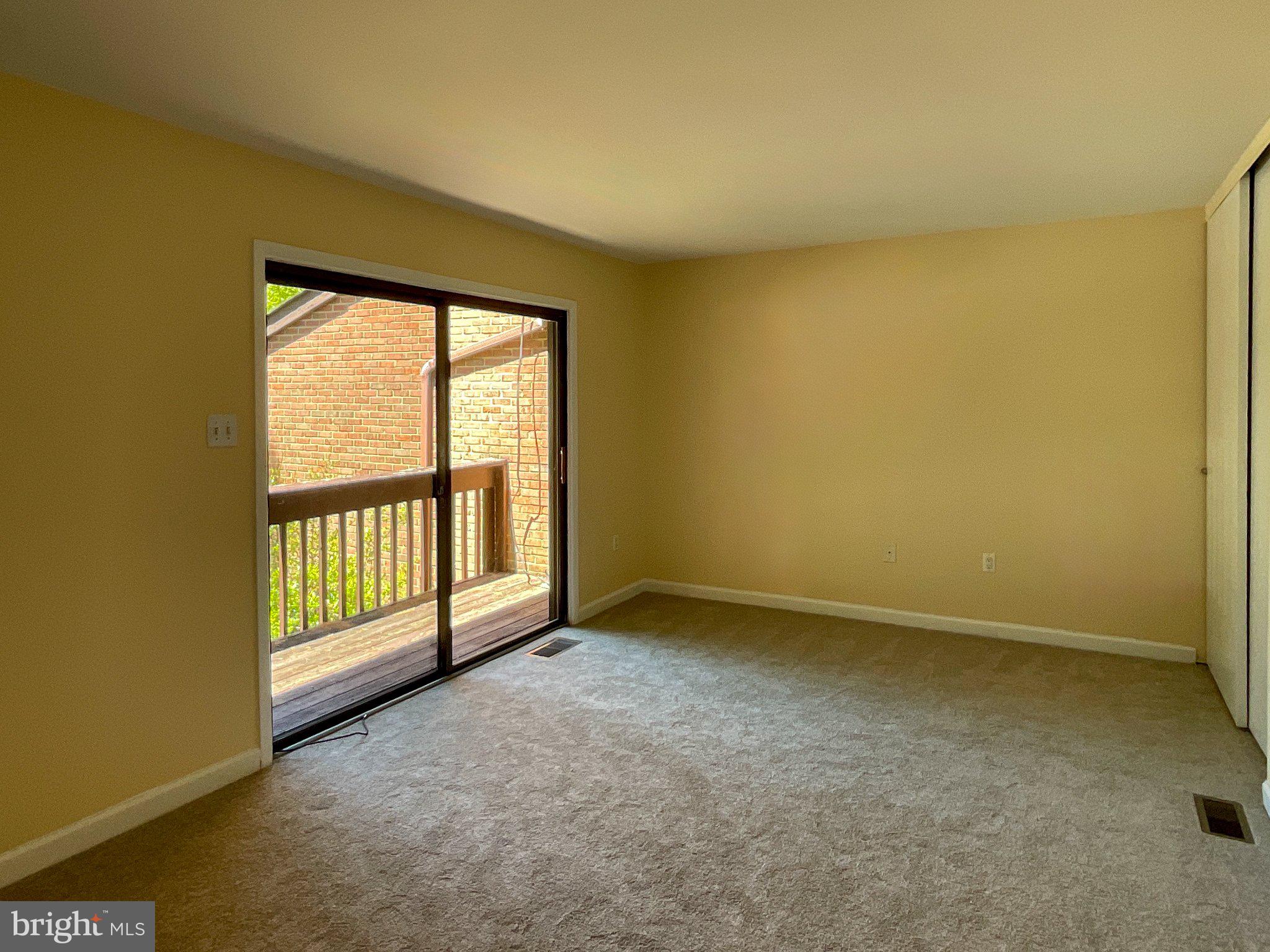 9040 Centerway Road Gaithersburg, MD 20879 - Photo 23 of 45 Bright and airy living space awaits.