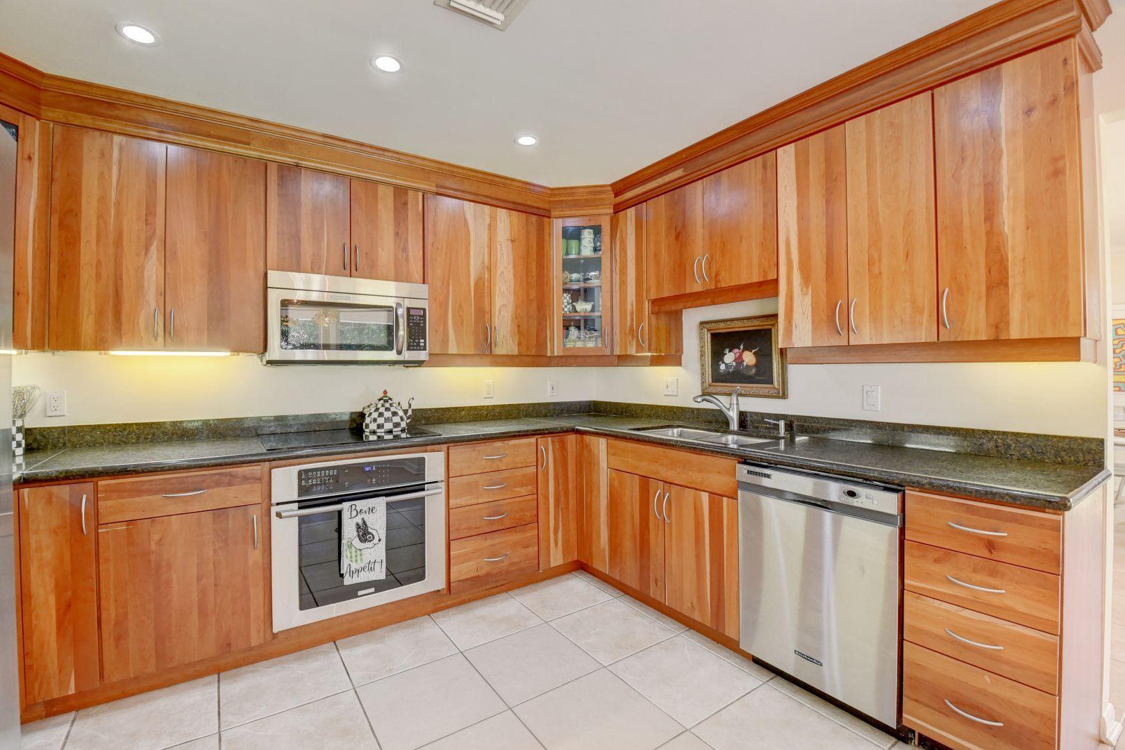 2422 Northwest 36th Street Boca Raton, FL 33431 - Photo 13 of 45 Generous cabinet and work space