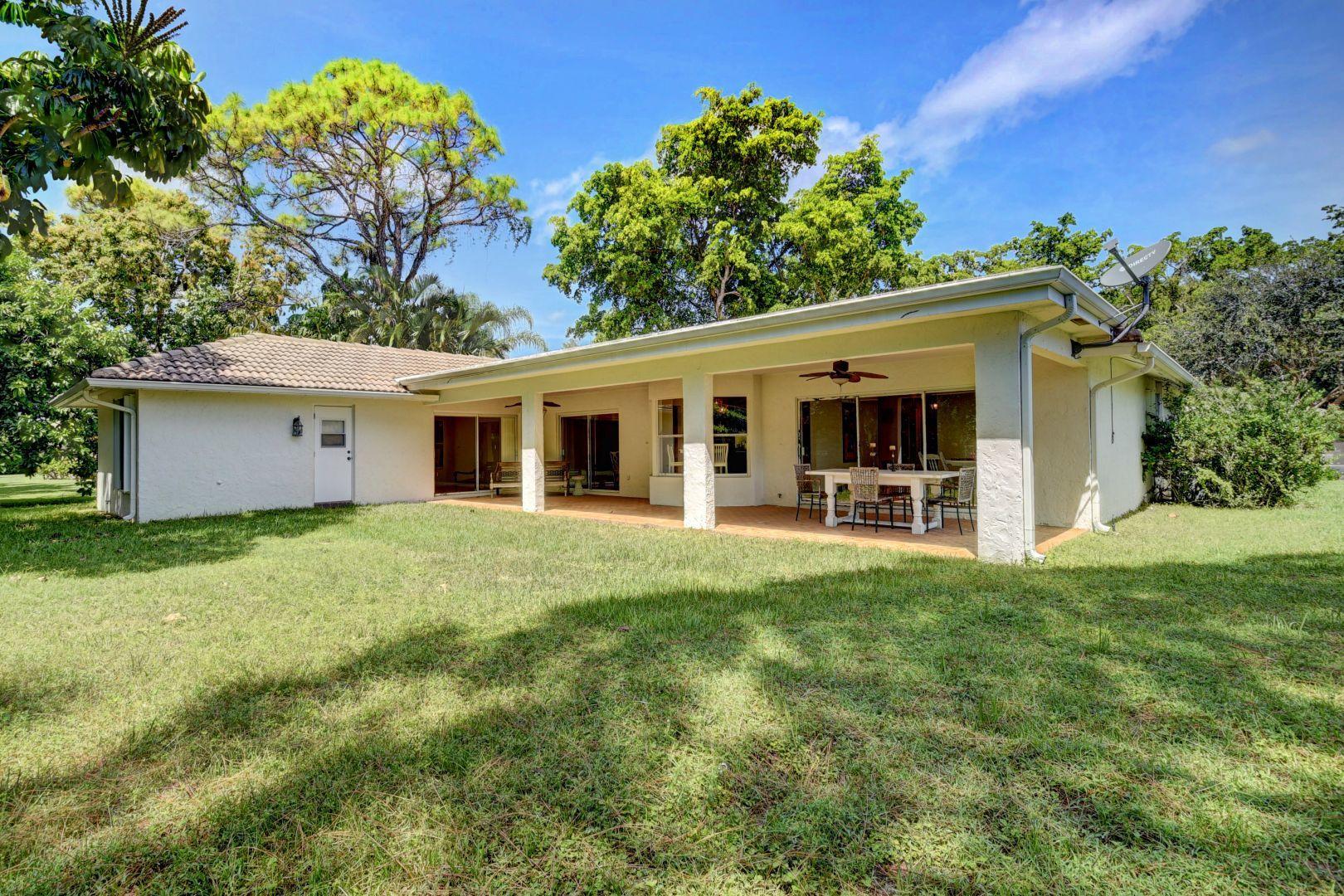2422 Northwest 36th Street Boca Raton, FL 33431 - Photo 7 of 45 Great backyard