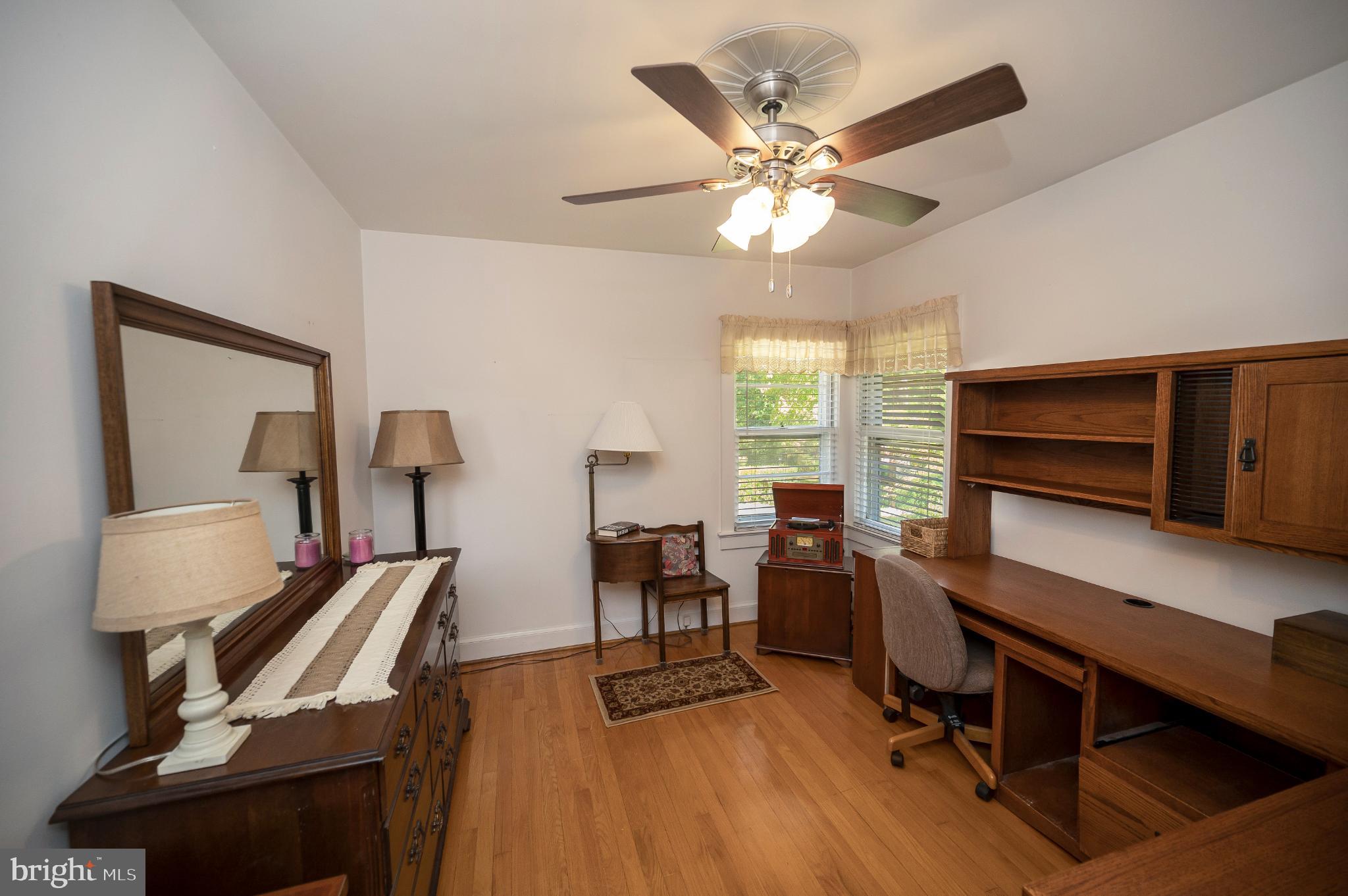 8625 Brock Road Spotsylvania, VA 22553 - Photo 17 of 47 Bright and inviting home office space.