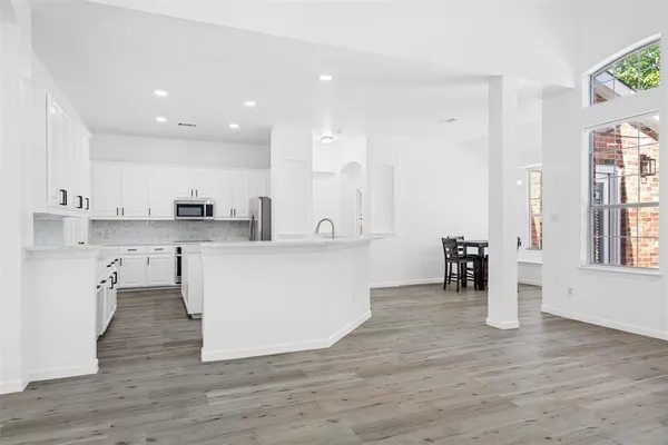 $3,900 | 4201 Iron Lane, Mansfield, TX 76063