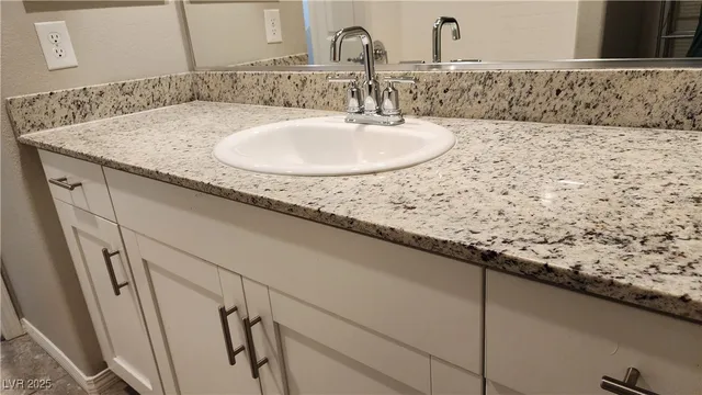 $2,295 | 7858 Morganite Avenue, Las Vegas, NV 89113