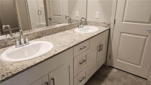 $2,295 | 7858 Morganite Avenue, Las Vegas, NV 89113