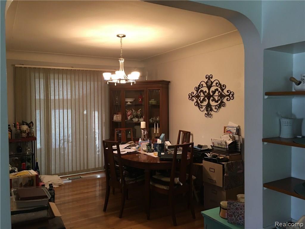 13111 Rosedale Street Southgate, MI 48195 - Photo 7 of 30 2016-08-02 17.13