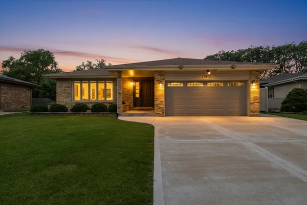 $4,200 | 17012 92nd Avenue, Orland Hills, IL 60487