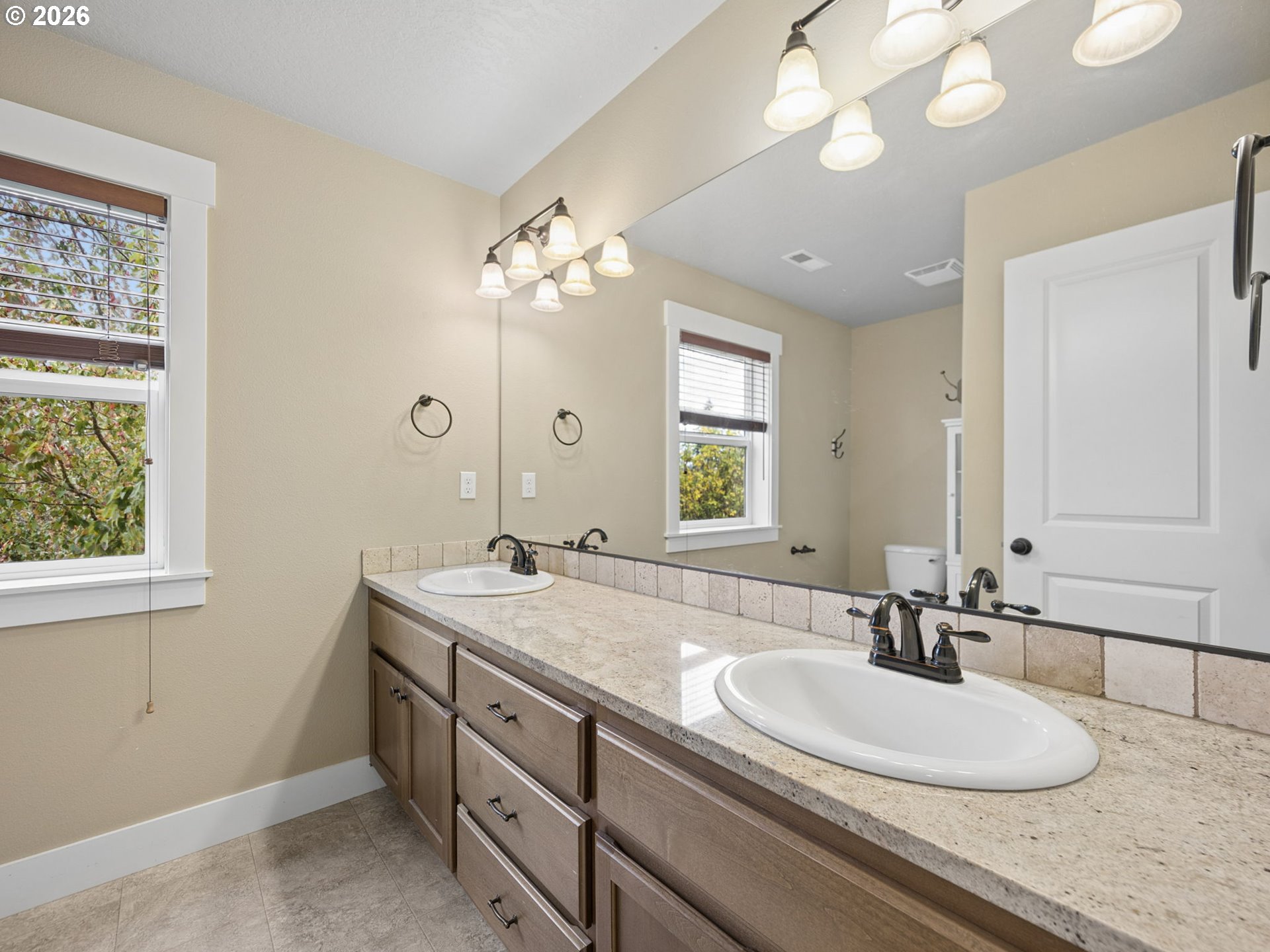 40189 Laurel Street Sandy, OR 97055 - Photo 26 of 47 Bathroom