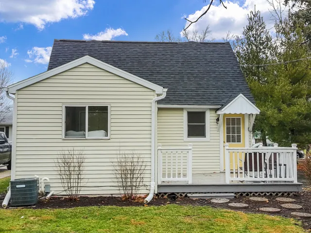 $295,000 | 405 1st Street, Walworth, WI 53184